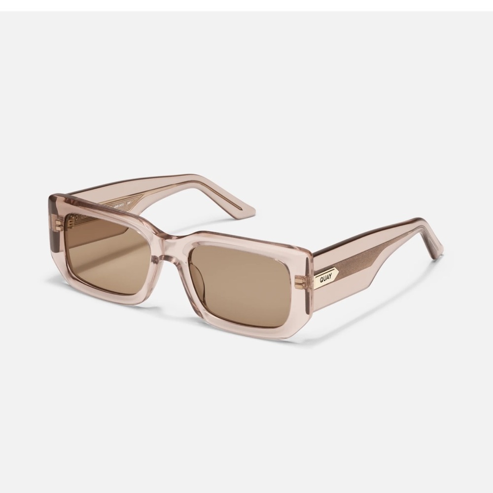 Quay Australia 🥥 ‘tell me more’ sunglasses 🌞 t a n 🧴